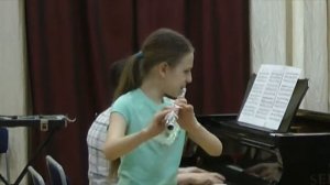 И С Бах Шутка для флейты и фортепиано исполняет Василиса Куракина 11 лет