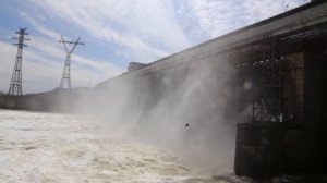 Новосибирская ГЭС, водосброс