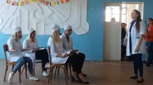 Сценка первокурсников Мариупольского Мед колледжа)