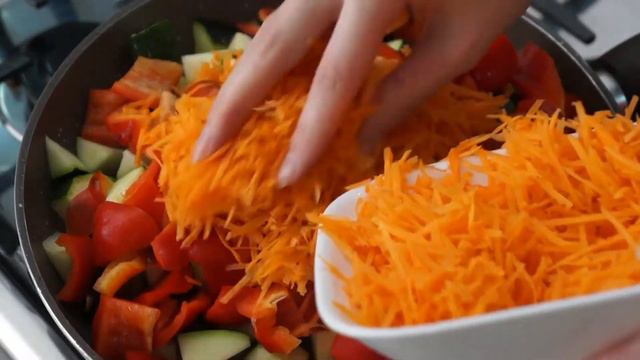 Un plato saludable de VERDURAS ESTOFADAS con ESPECIAS/Соте из овощей со специями