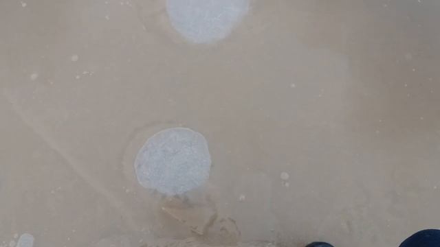 Клею пленку для теплицы на поле. смотреть онлайн