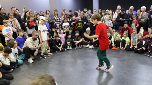 ХАРИЗМА6 | Juk (Нижневартовск) vs Ракета (Тюмень) смотреть онлайн