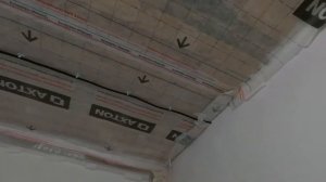 свет в доме из газобетона . крепление пароизоляции потолка в доме