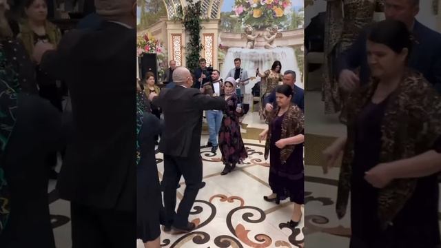 Танец папы и мамы смотреть онлайн