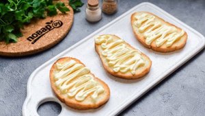 Голландские бутерброды с селедкой