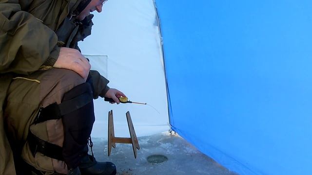 подставка под удочку для зимней рыбалки смотреть онлайн