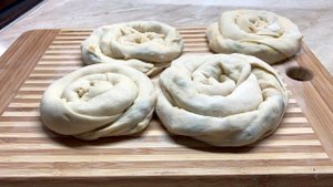 1 яблоко и слоеное тесто – получаются изумительные быстрые булочки. ?Попробуйте приготовить