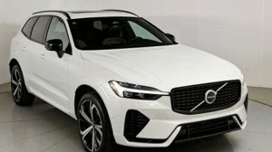 2022 Volvo XC60 Recharge Plug-In Hybrid eAWD R-Design