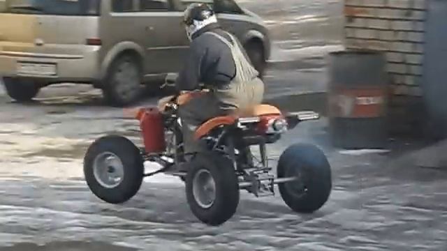самодельный квадроцикл из мотоцикла Тула.... А self-made quad from BELARUS смотреть онлайн
