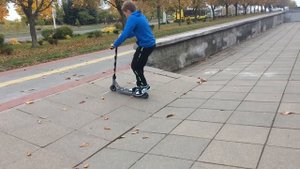 Трюки на САМОКАТЕ в СТРИТЕ.***Появились ТРЕСКИ***|трюки|самокат|прыжки|слайды|дропы|вип|