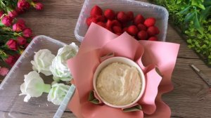 Букет с розами и клубникой. Упакую супницу в корейскую плёнку. Даю рецепт бомбочки.Мыловарение.