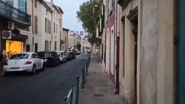 Франция, город Бессан, французский город без масок