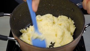 Легкий рецепт конфет из сгущённого  молока
