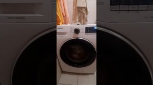 Стиральная машина Samsung WW65J42E0HWDLP с инверторным двигателем и  ECO BUBBLE.Звук самолета.