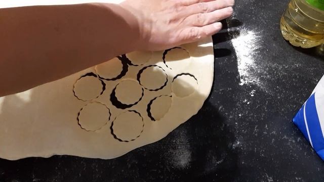 Готовим пельмени. Пельмени на минеральной воде смотреть онлайн