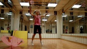 Танец с зонтиком