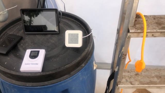 Как я наблюдаю за теплицей, не находясь в ней? Метеостанция. Контроль теплицы. Датчик температуры. смотреть онлайн