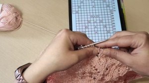 Кофточка из хлопка круглой кокеткой