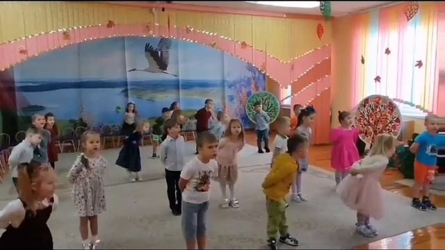 Праздник осени. Группа №8 смотреть онлайн