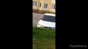 ДЕВОЧКА КРИЧИТ НА ВСЮ УЛИЦУ ( ВСЕ ЧАСТИ ПОДРЯД )