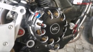 Мотоцикл с открытым сухим сцеплением. Бешеный дукатос. DUCATI.