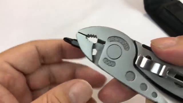 Мультитул с Разводным Ключем / Подарок МужчинЕ. смотреть онлайн