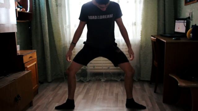 Стойка на руках и Шпагат Тренировка Дома смотреть онлайн