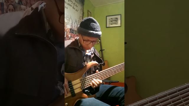Bass Loop Solo 1 (June 2020) смотреть онлайн