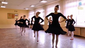 Открытый урок Народный танец в школе Солнышко Петербурга