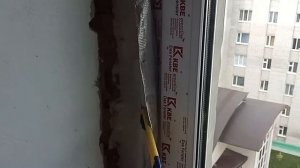 Почему пластивое окно нельзя запенивать в один раз