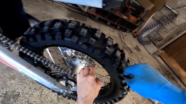 YUANXING / Улучшаем зацеп китайской резины, осень - зима смотреть онлайн