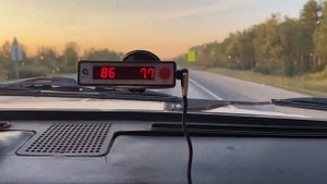 Разгон 0-100km. Резвый коммерческий VAZ 2104.