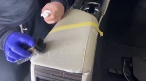 КАК ПОЧИСТИТЬ КОЖАНЫЕ ЭЛЕМЕНТЫ В САЛОНЕ АВТО. Результат вас удивит