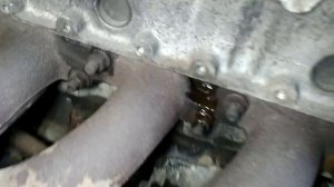 Замена заглушек системы охлаждения под выпускным коллектором Mercedes Sprinter ??