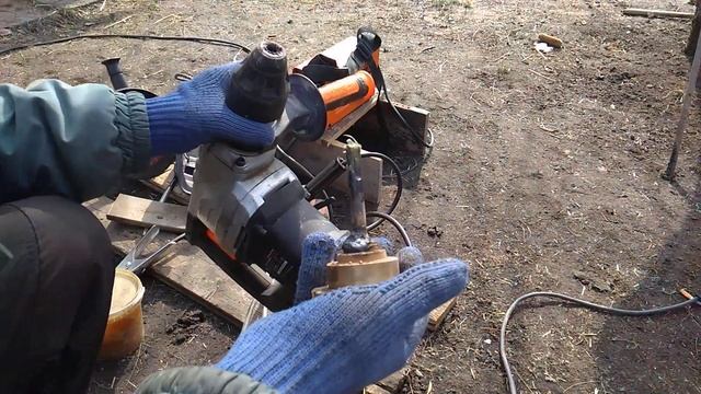 делаем приспособление для забивания столбов перфоратором