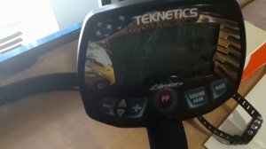 Металлоискатель Текнетикс Либератор - 1