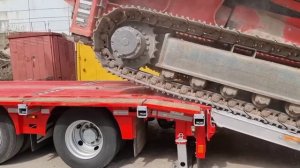 Перевозка дробильной установки SANDVIK QJ340 | Погрузка на трал щековой дробилки
