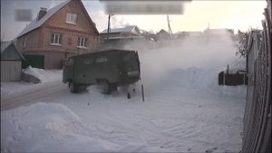 Попробуй не засмеяться, невероятные зимние приколы