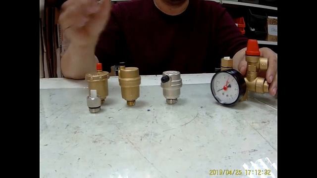 Отопление.Не греет радиатор.Спускной клапан автоматический смотреть онлайн