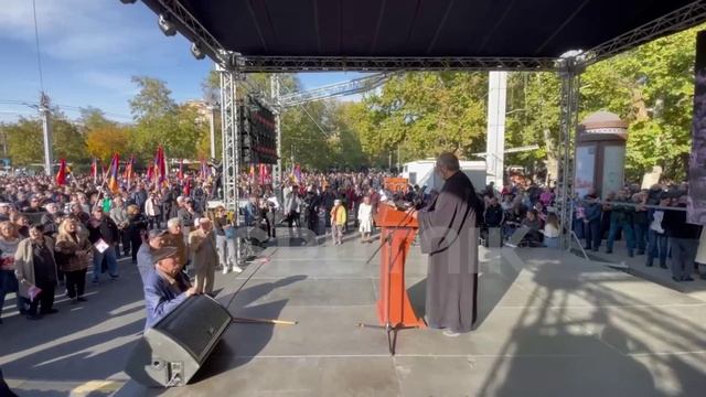 Мы не будем молчать ради тебя, Арцах. Баграт Срабазан участвует в митинге