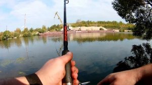 Рыбалка на Москва реке на монтажи Саши Иванова канал Живу на Земле