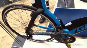 2017 Giant Trinity Advanced Pro 0 Triathlon Bike - Walkaround - 2016 Eurobike