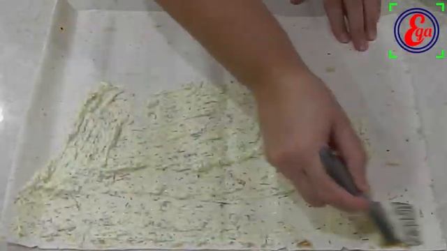 Прекрасная закуска на праздничный стол. Рулет из лаваша с крабовыми палочками