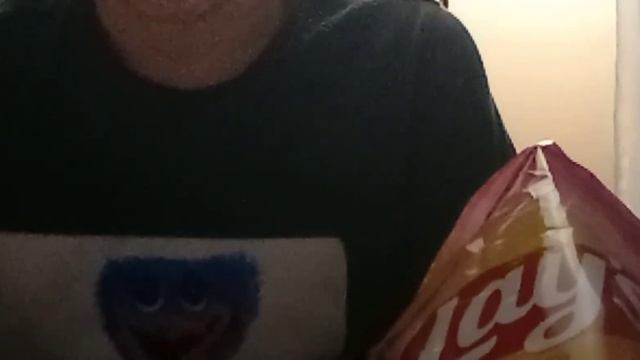 АРТЕМ ПРОБУЕТ | ПРОБУЕМ Lay's С КРАБОМ ИЗ ПЯТЕРОЧКИ ЗА 80 РУБЛЕЙ смотреть онлайн