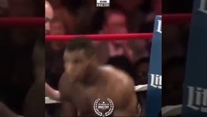 Майк Тайсон, первый бой за звание чемпиона мира.