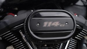 Harley-Davidson Kiel LOW RIDER S 114 FXLRS - aus erster Hand -