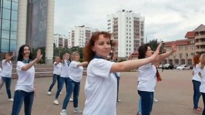 Самое креативное поздравление выпускников от родителей!