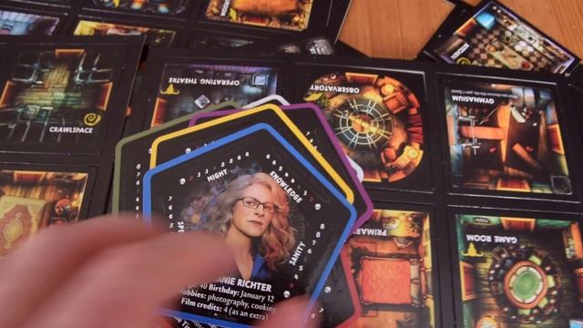 Is BETRAYAL at House on The Hill 3rd Edition Worth It? | Unboxing Comparison смотреть онлайн