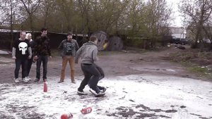 ВЖЛИНК БЬЁТ ПО ЯЙЦАМ!