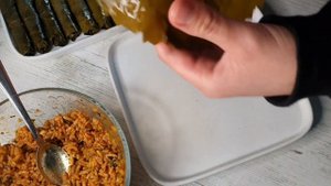 ТУРЕЦКАЯ САРМА ? ИЗ ВИНОГРАДНЫХ ЛИСТЬЕВ С РИСОМ НА ОЛИВКОВОМ МАСЛЕ| SARMA TARİFI ?